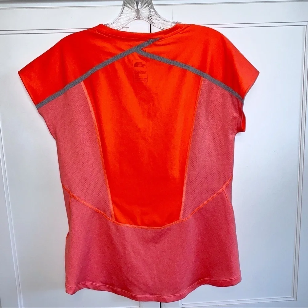 The North Face Florescent Orange T-shirt Mountain Athletics Medium Gorpcore - Picture 3 of 11